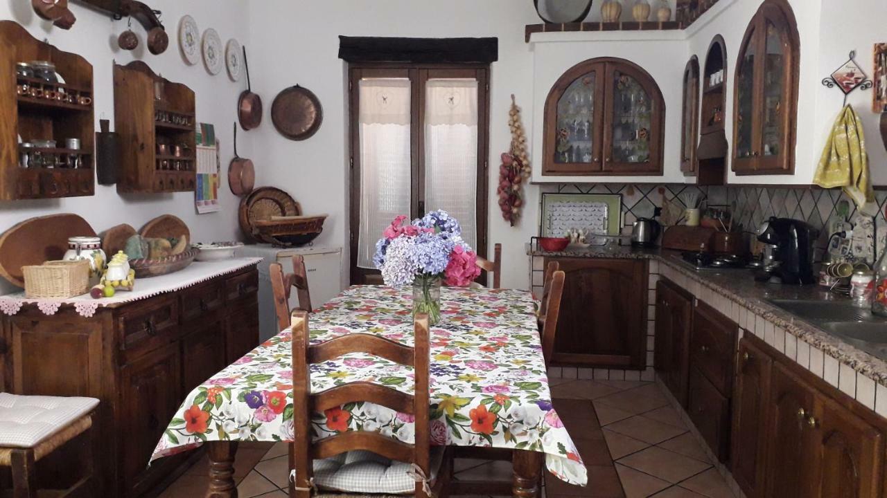 Appartement Casa Sa Hosta à Gavoi Extérieur photo
